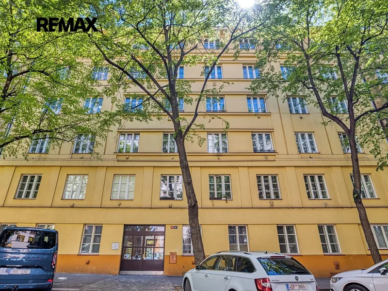 Prodej bytu 2+kk v osobním vlastnictví 57 m², Praha 3 - Žižkov